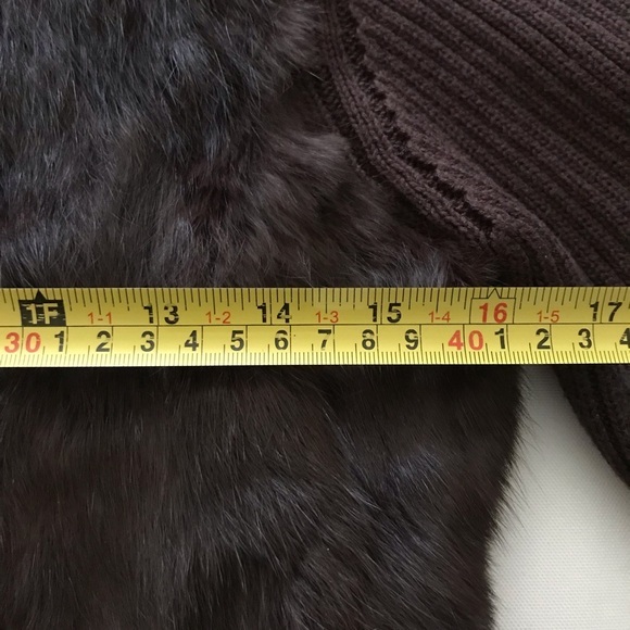 Vintage Women’s Brown Genuine Rabbit Fur Turtle Neck Sweater - Picture 7 of 11